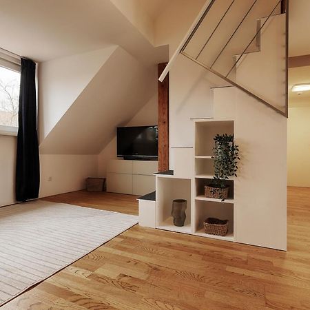 Homiestay City-Apartment, Balkon & Parkplatz Würzburg Kültér fotó